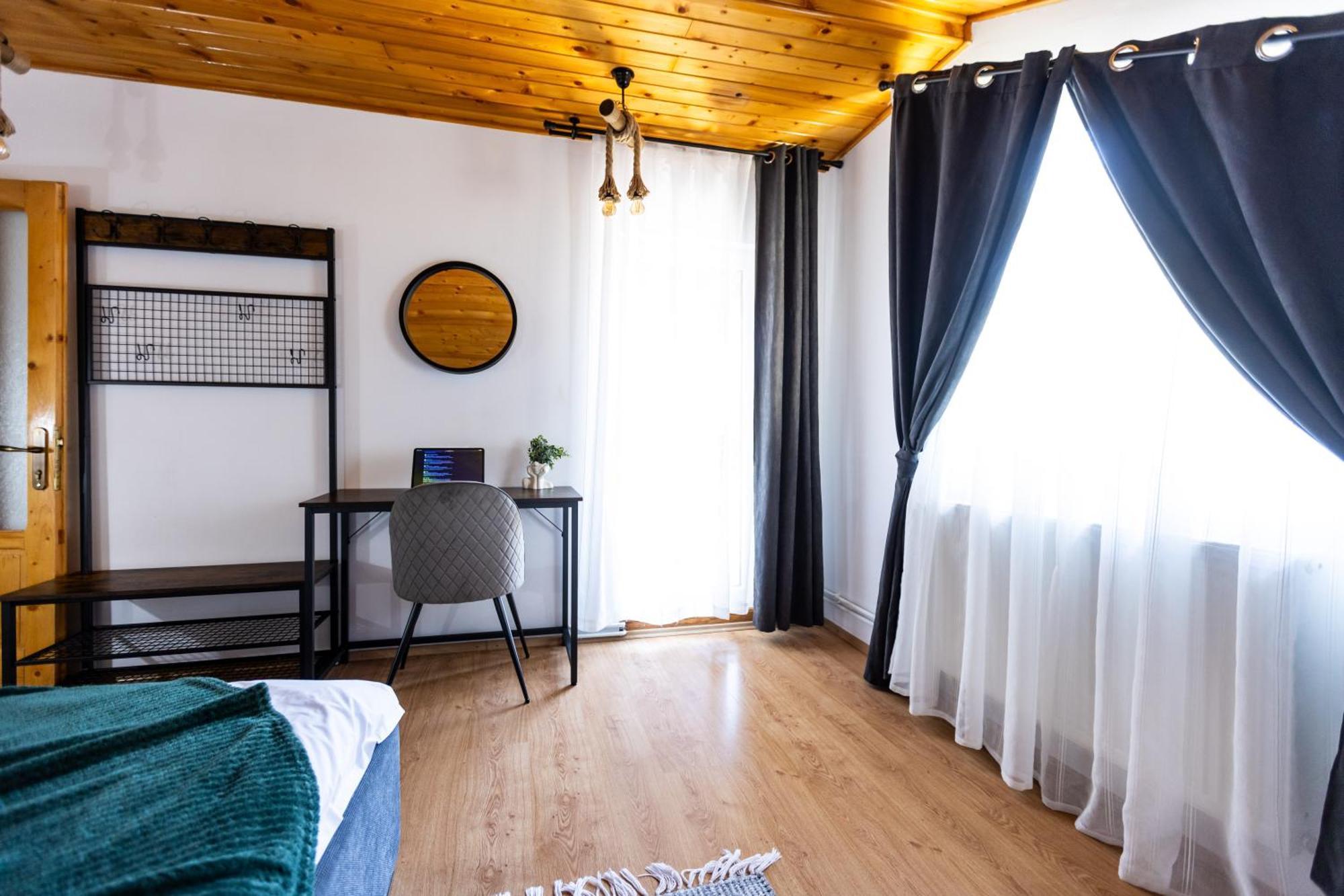 Villa Falco Bianco Buşteni Exterior foto